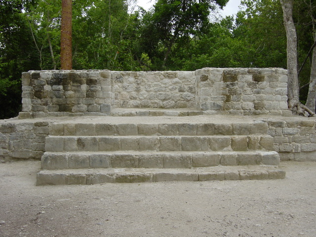 Calakmul, 1-room side building of 3-building plaza complex (no #)